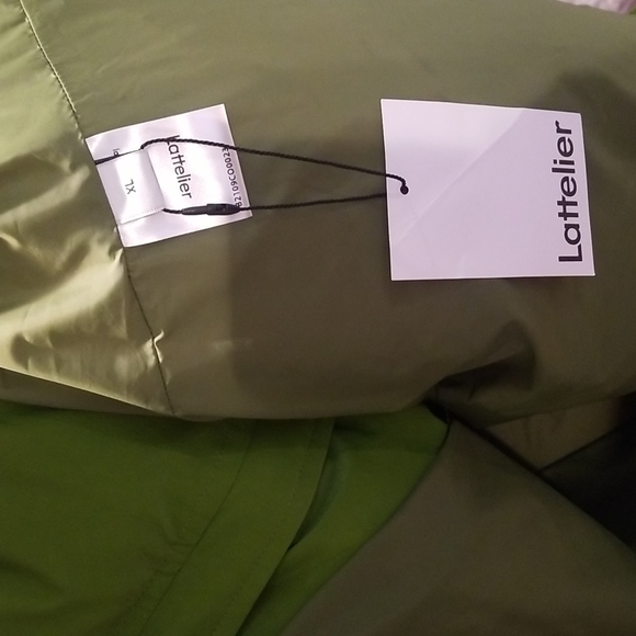 NWT Oversized Statement Hooded Puffer Jacket (Olive Green) - Lattelier - Picture 9 of 13